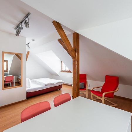 Apartman Muzeum Obchodu Karlštejn Dış mekan fotoğraf