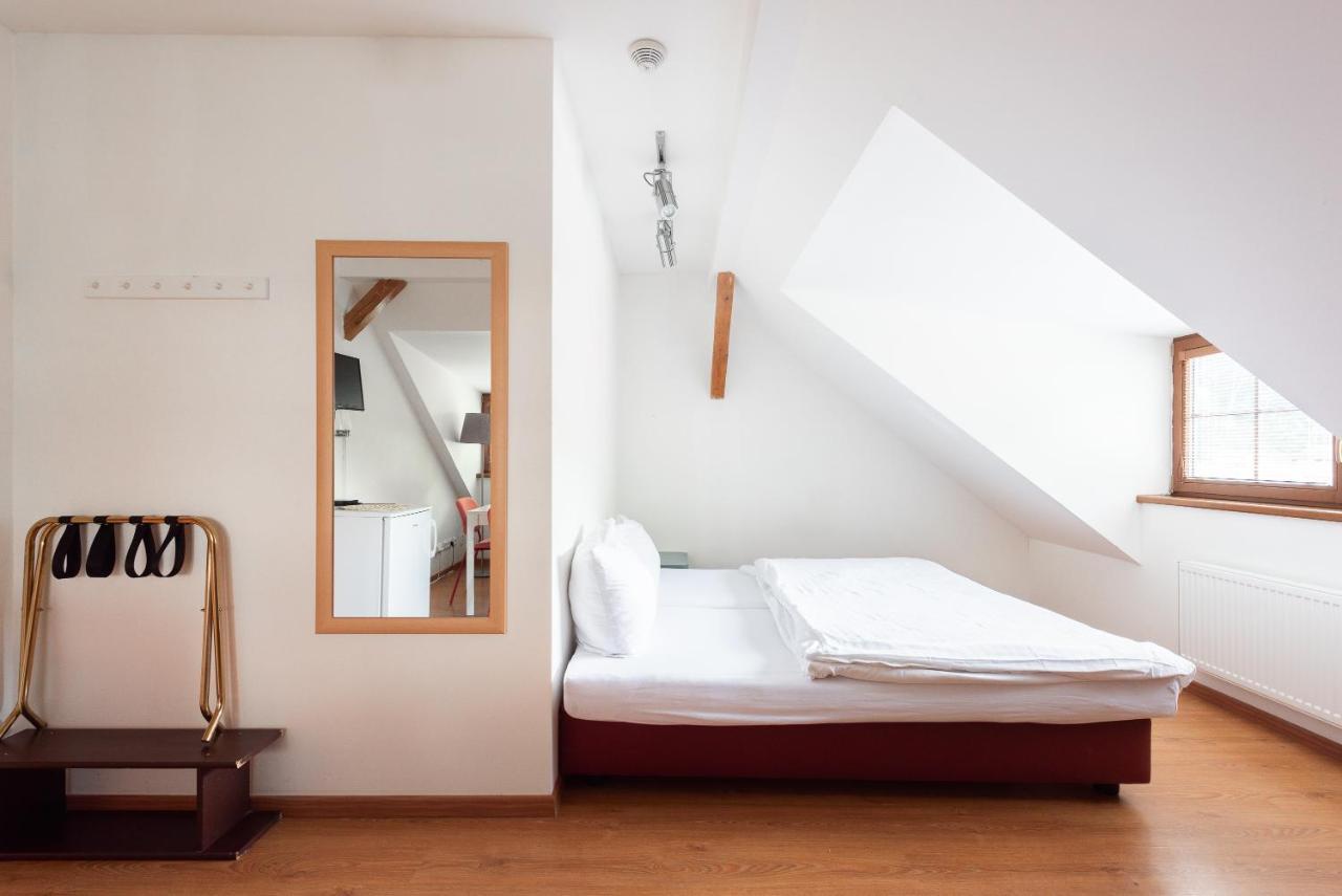 Apartman Muzeum Obchodu Karlštejn Dış mekan fotoğraf