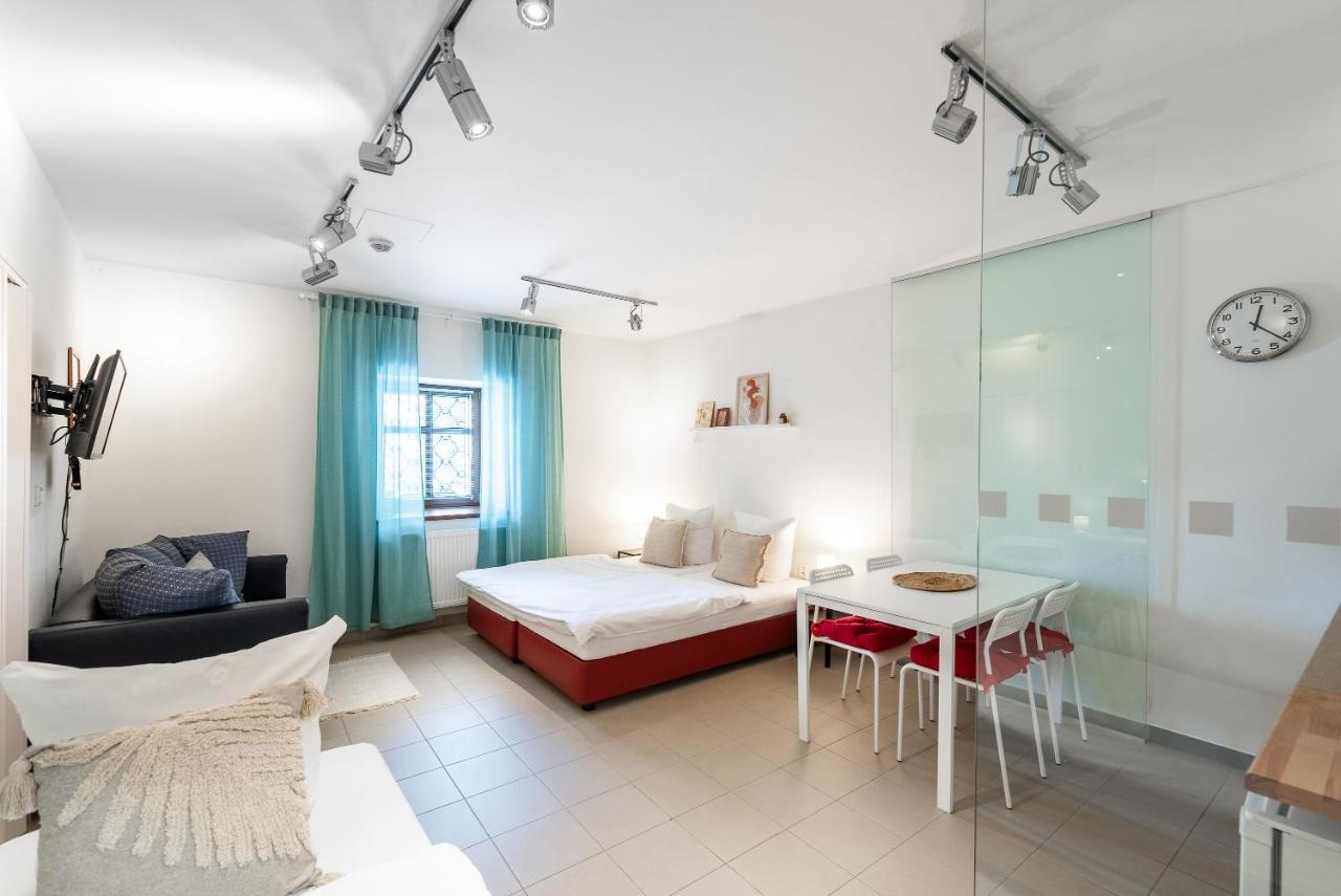 Apartman Muzeum Obchodu Karlštejn Dış mekan fotoğraf