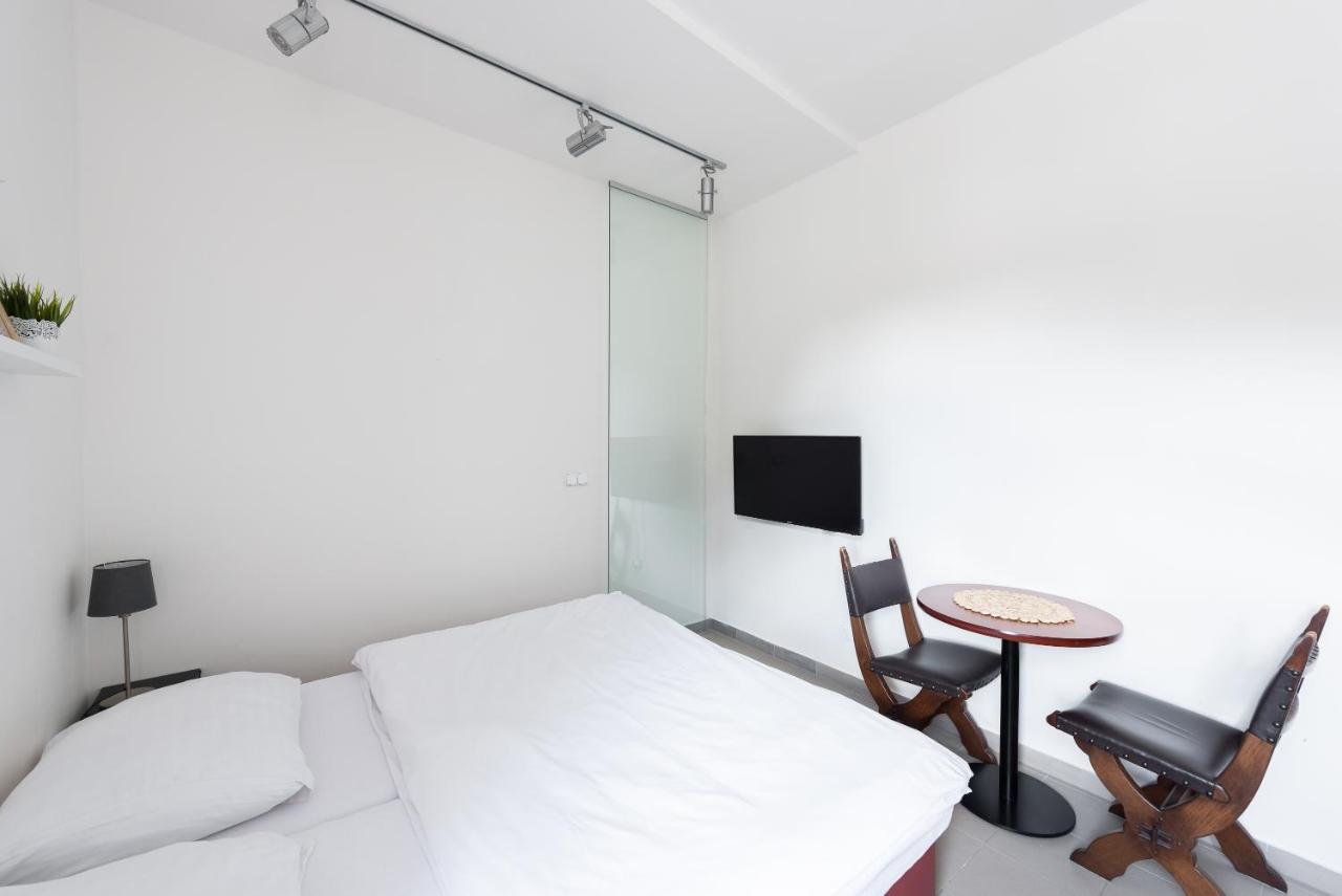 Apartman Muzeum Obchodu Karlštejn Dış mekan fotoğraf