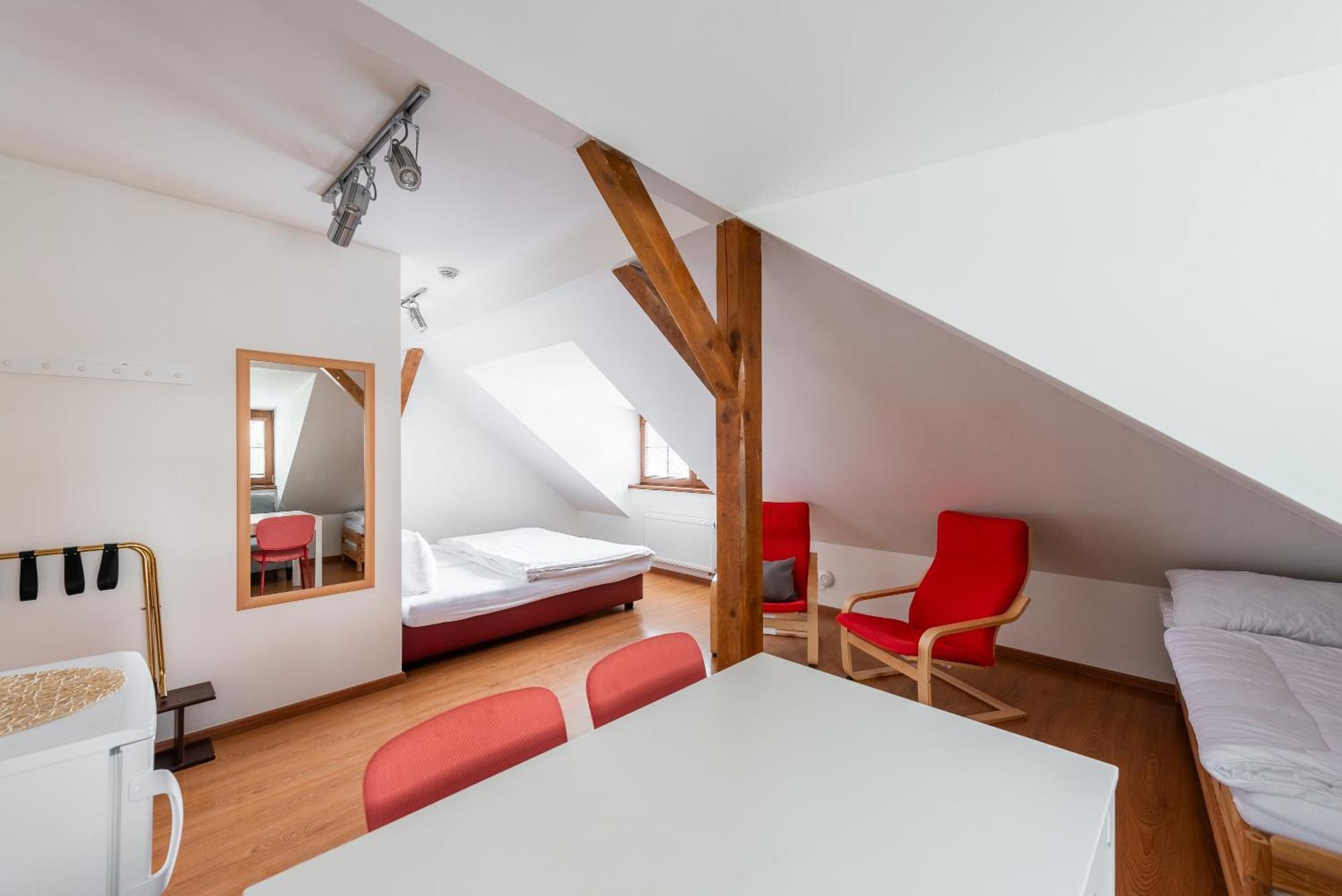 Apartman Muzeum Obchodu Karlštejn Dış mekan fotoğraf
